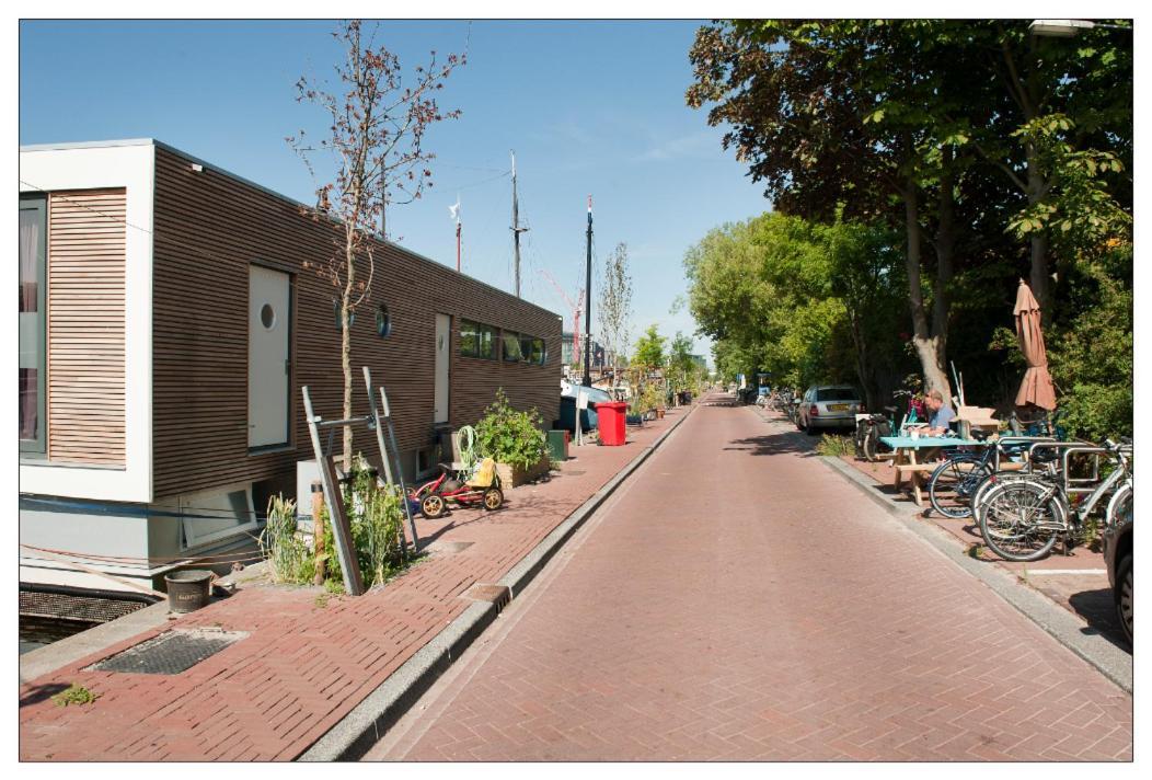Private Guesthouse Bnb The Waterhouse Houseboat Amsterdam Zewnętrze zdjęcie